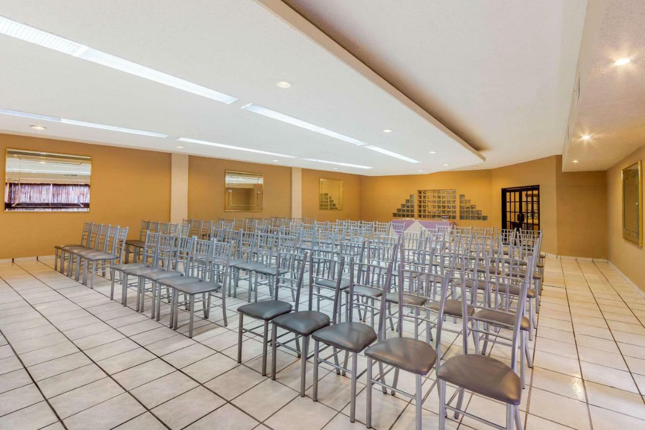 Quality Inn Piedras Negras Kültér fotó