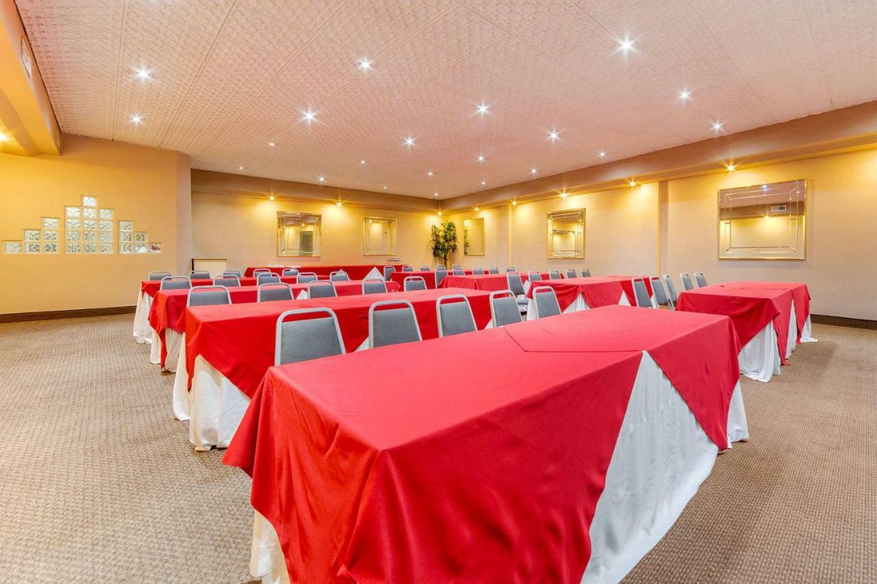Quality Inn Piedras Negras Kültér fotó
