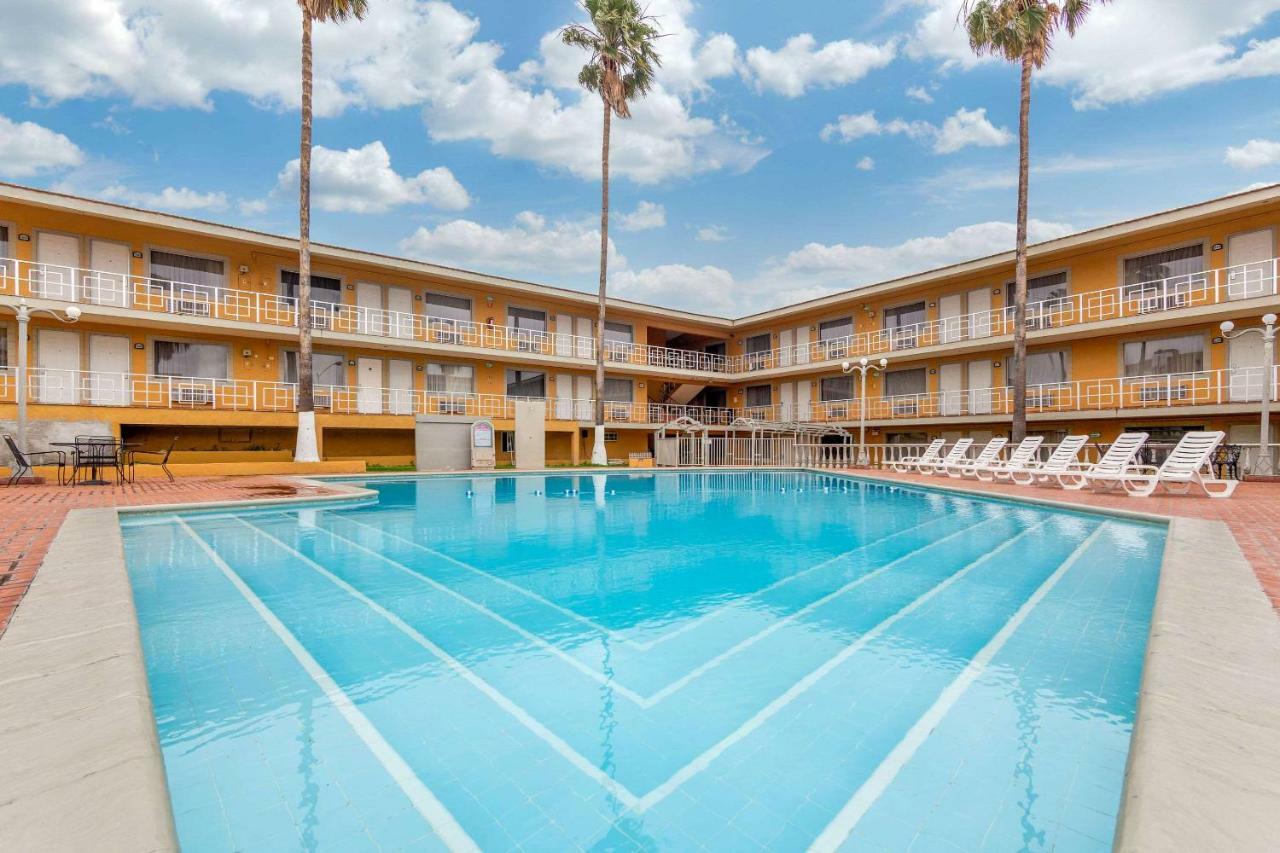 Quality Inn Piedras Negras Kültér fotó